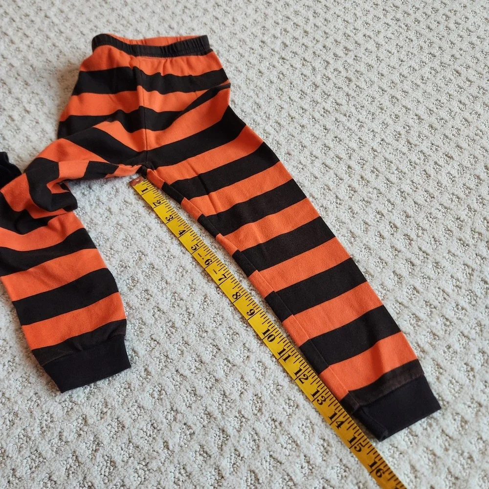 The Children's Place Kids size 4T Candy-Saurus Halloween Pajamas‎ Set